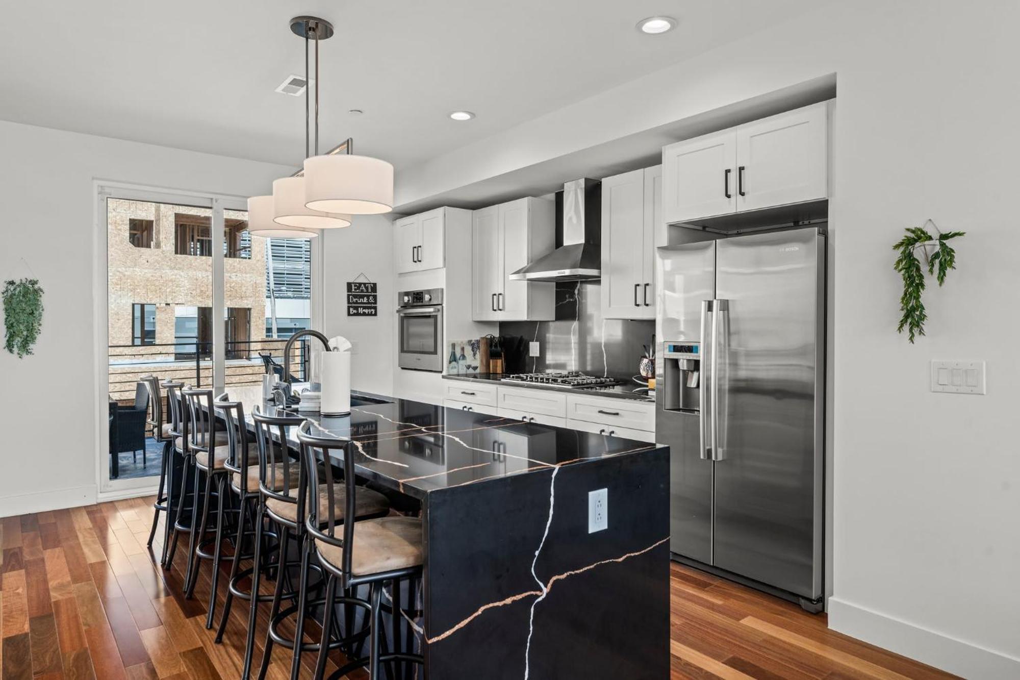 Luxury Townhome 2 Car Garage And Decks 2 Billiards Philadelphia